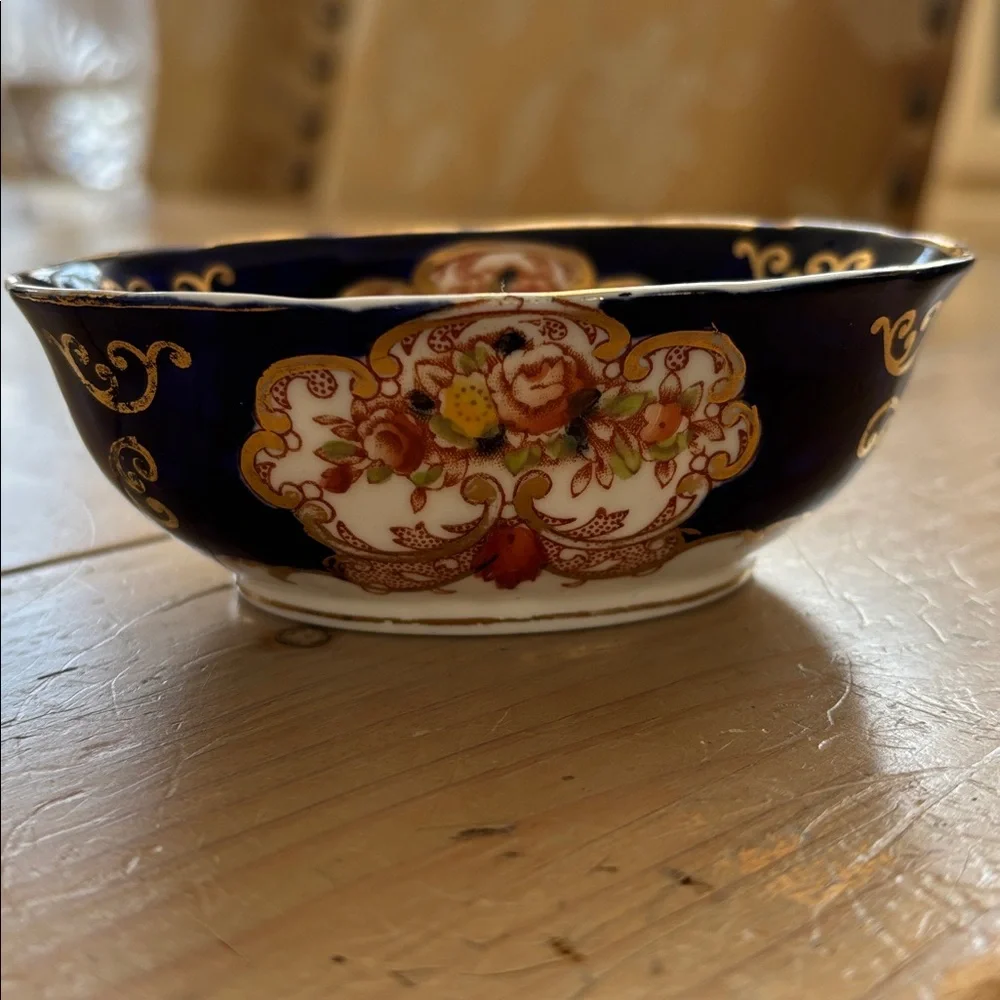 Royal Albert beautiful royal